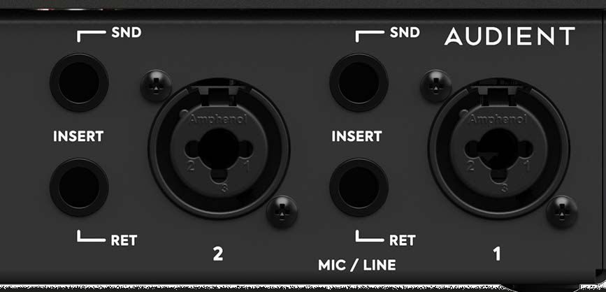 Analoge Eingänge und Inserts auf der Rückseite